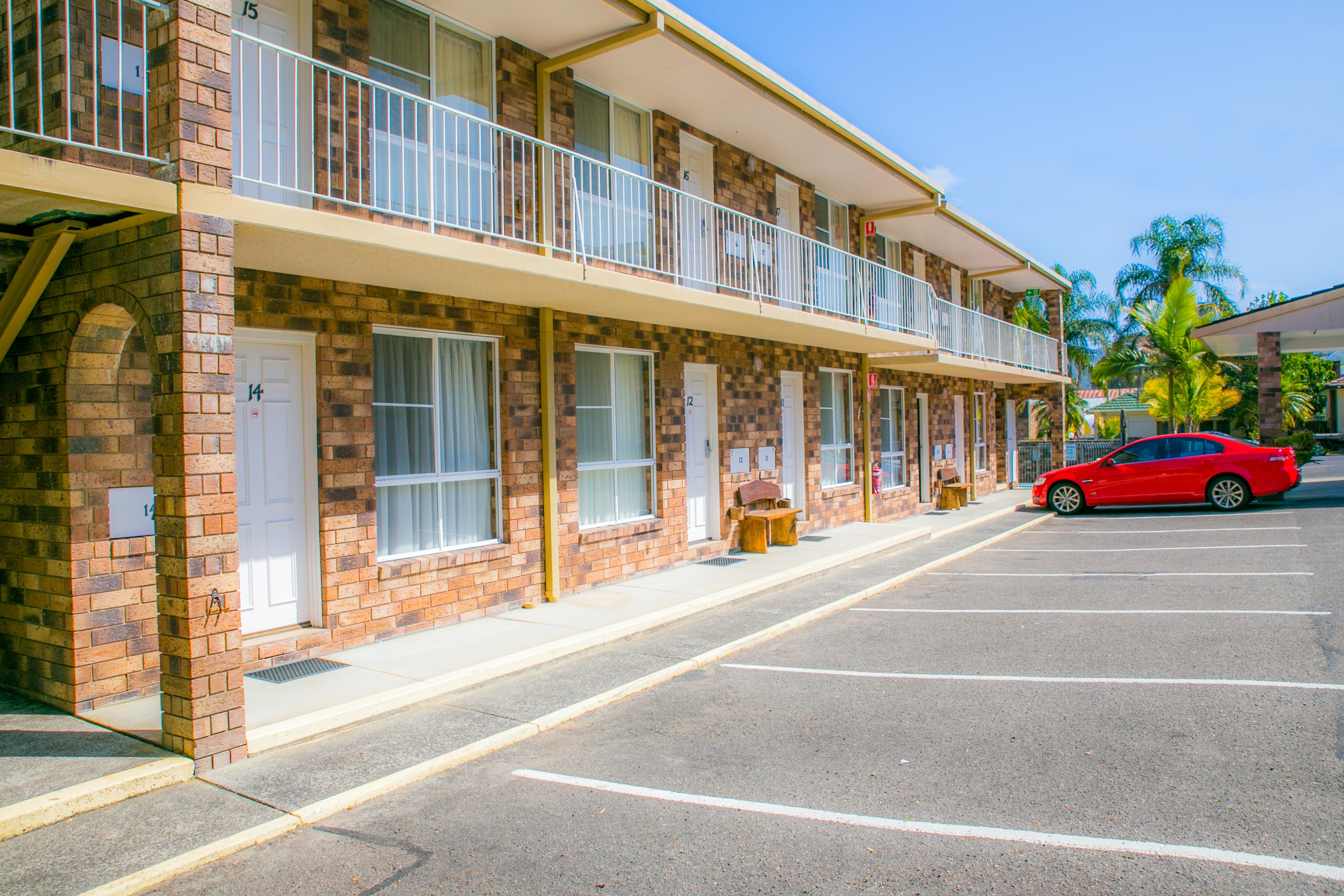 Gosford Palms Motor Inn Exterior photo
