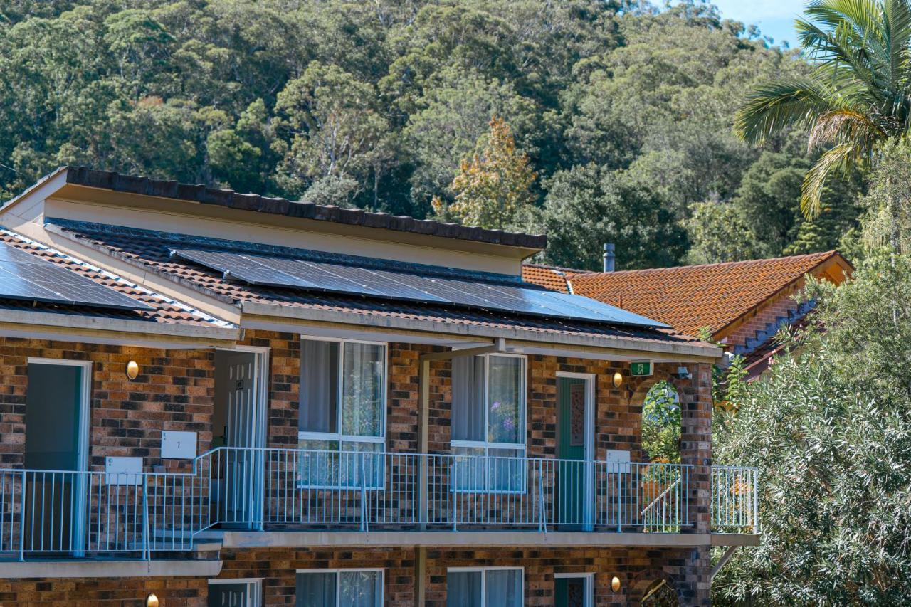 Gosford Palms Motor Inn Exterior photo