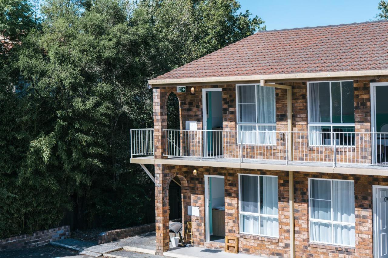 Gosford Palms Motor Inn Exterior photo